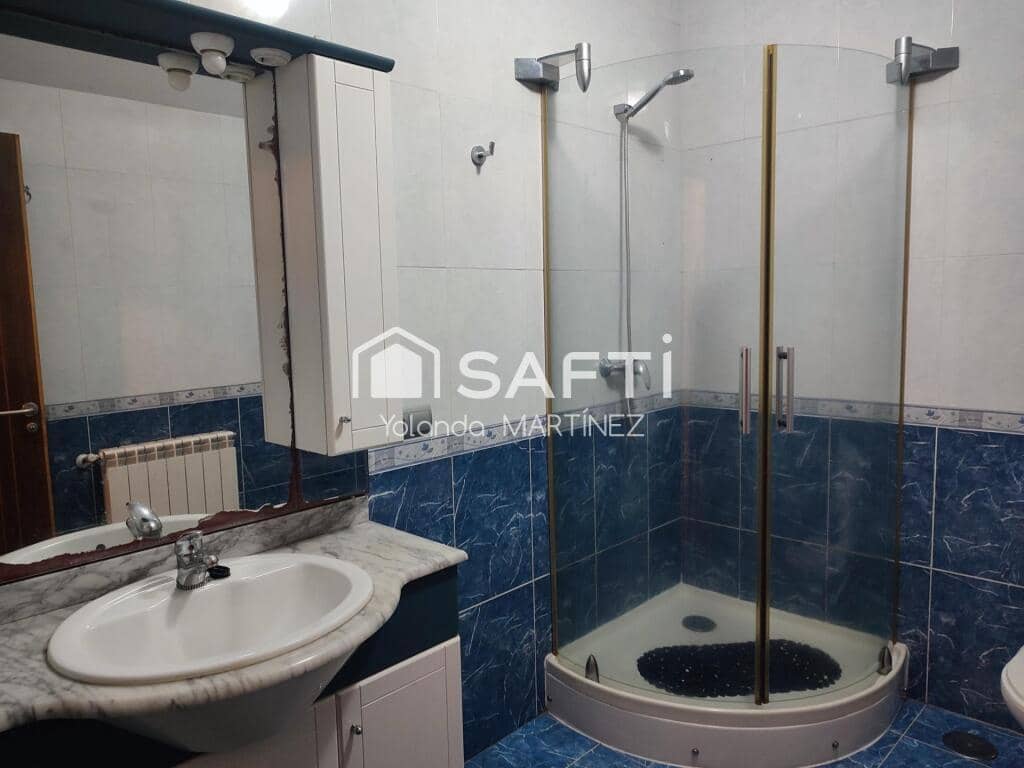 5 bedroom Villa for sale in Silleda - € 230,000 (Ref: 9400767)