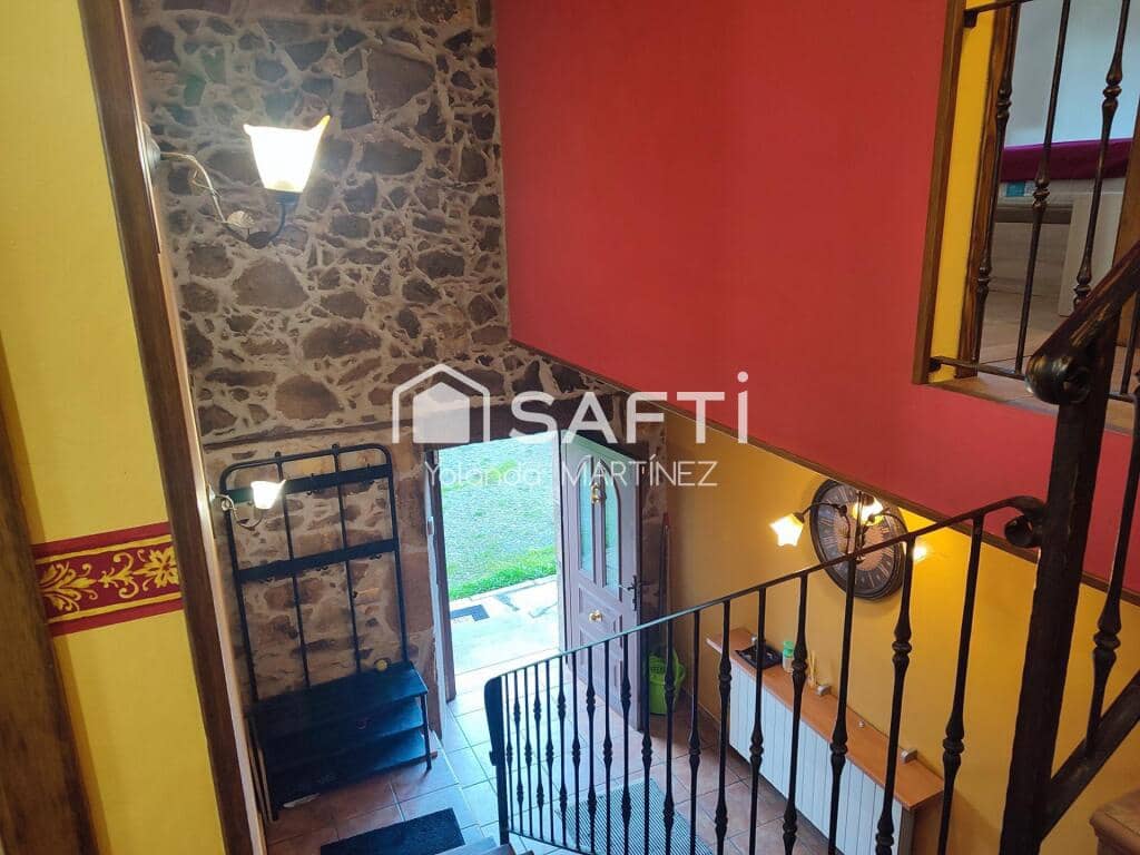 5 bedroom Villa for sale in Silleda - € 230,000 (Ref: 9400767)