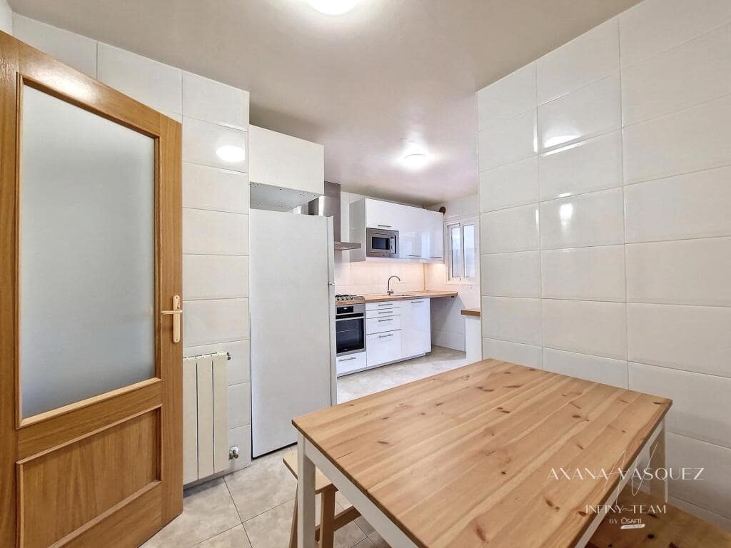 3 bedroom Apartment for rent in Soller - € 2,300 (Ref: 9400768)