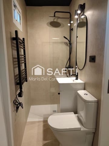 Studio til leje i Universidad, Madrid by - € 900 (Ref: 9400771)