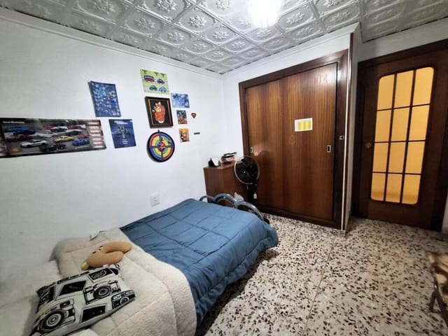 4 sypialnia Apartament na sprzedaż w L'Olleria - 95 000 € (Ref: 9403240)