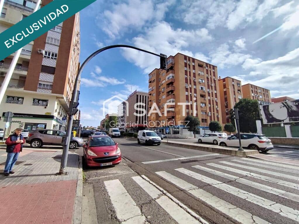 3 sovrum Lägenhet till salu i Badajoz stad - 175 000 € (Ref: 9403242)
