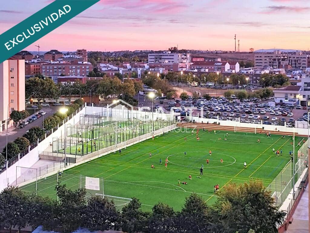 3 sovrum Lägenhet till salu i Badajoz stad - 175 000 € (Ref: 9403242)
