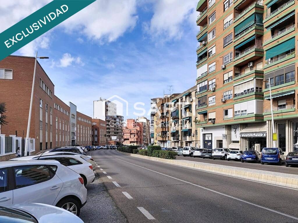 3 sovrum Lägenhet till salu i Badajoz stad - 175 000 € (Ref: 9403242)