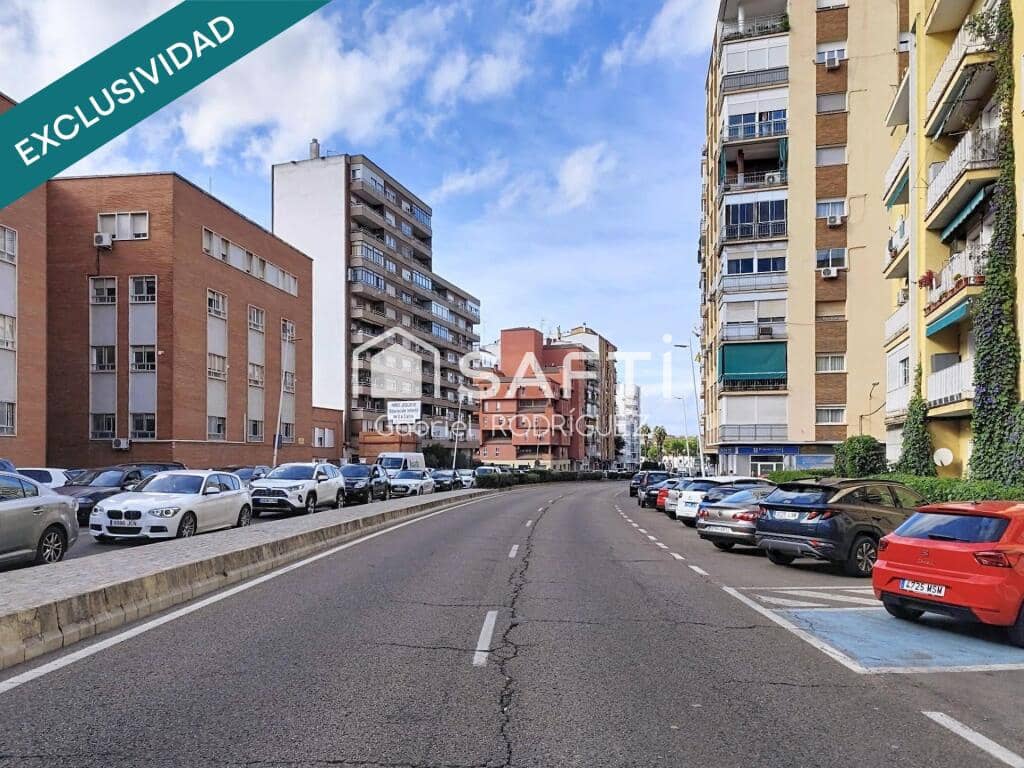 3 sovrum Lägenhet till salu i Badajoz stad - 175 000 € (Ref: 9403242)