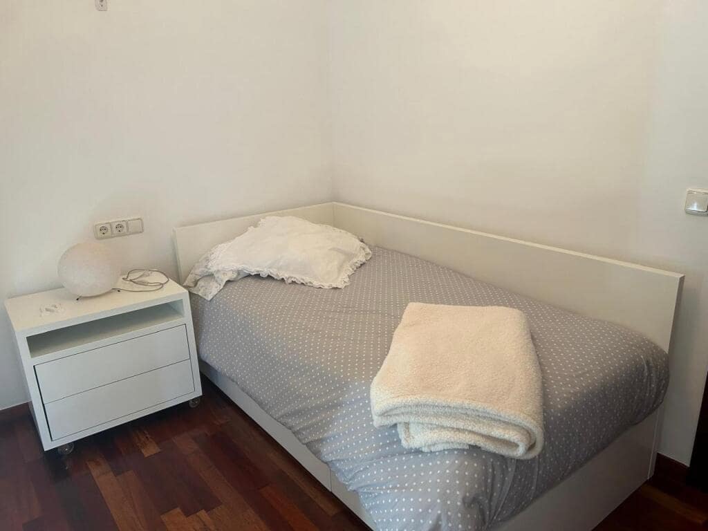 3 bedroom Terraced Villa for rent in Vilafranca de Bonany - € 1,500 (Ref: 9403243)