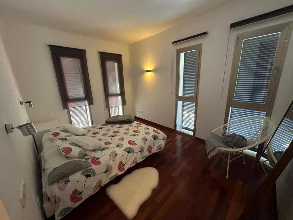 3 bedroom Terraced Villa for rent in Vilafranca de Bonany - € 1,500 (Ref: 9403243)