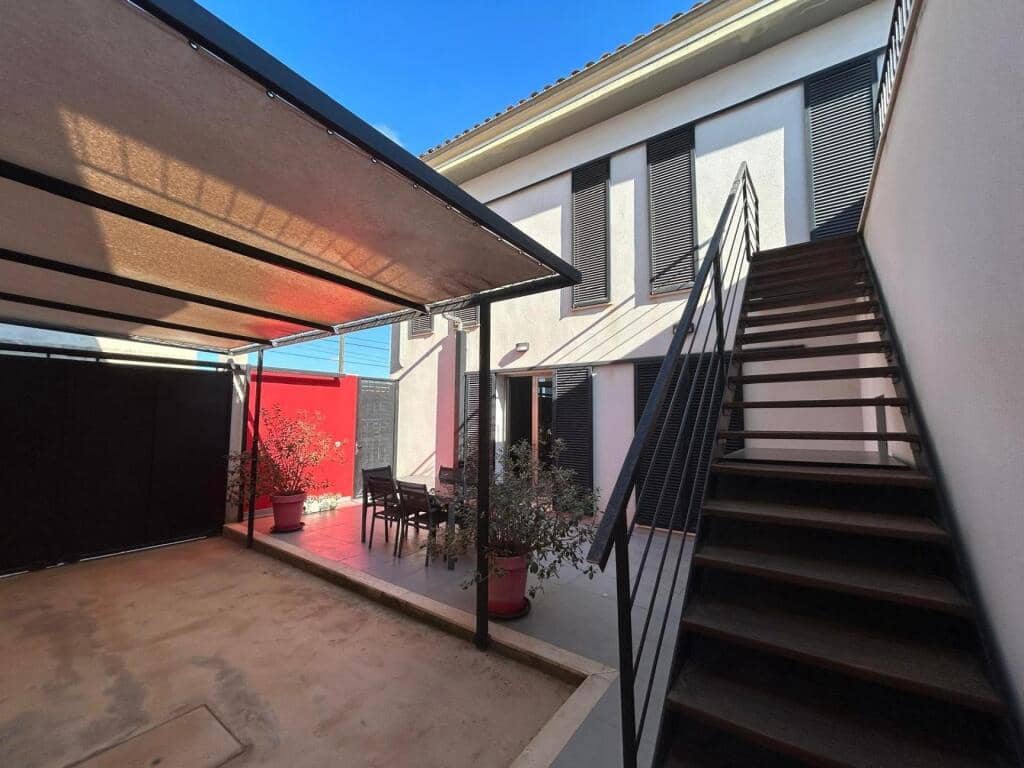 3 bedroom Terraced Villa for rent in Vilafranca de Bonany - € 1,500 (Ref: 9403243)
