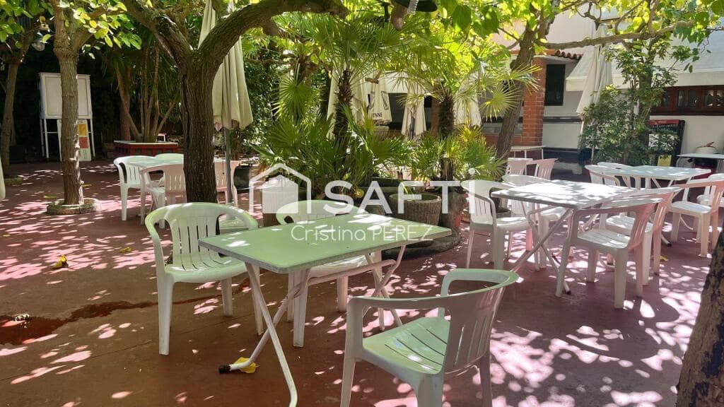 Kaupallinen myytävänä paikassa Pineda de Mar - 1 500 000 € (Ref: 9403244)