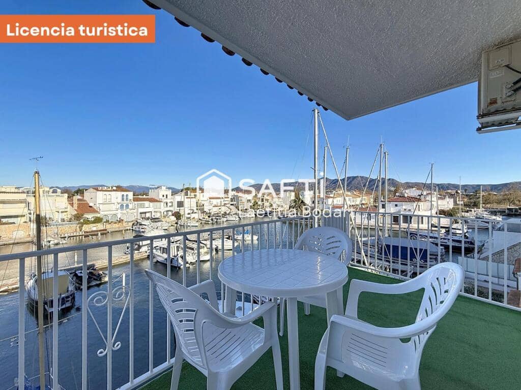 2 sovrum Takvåning till salu i Empuriabrava med garage - 435 000 € (Ref: 9403249)