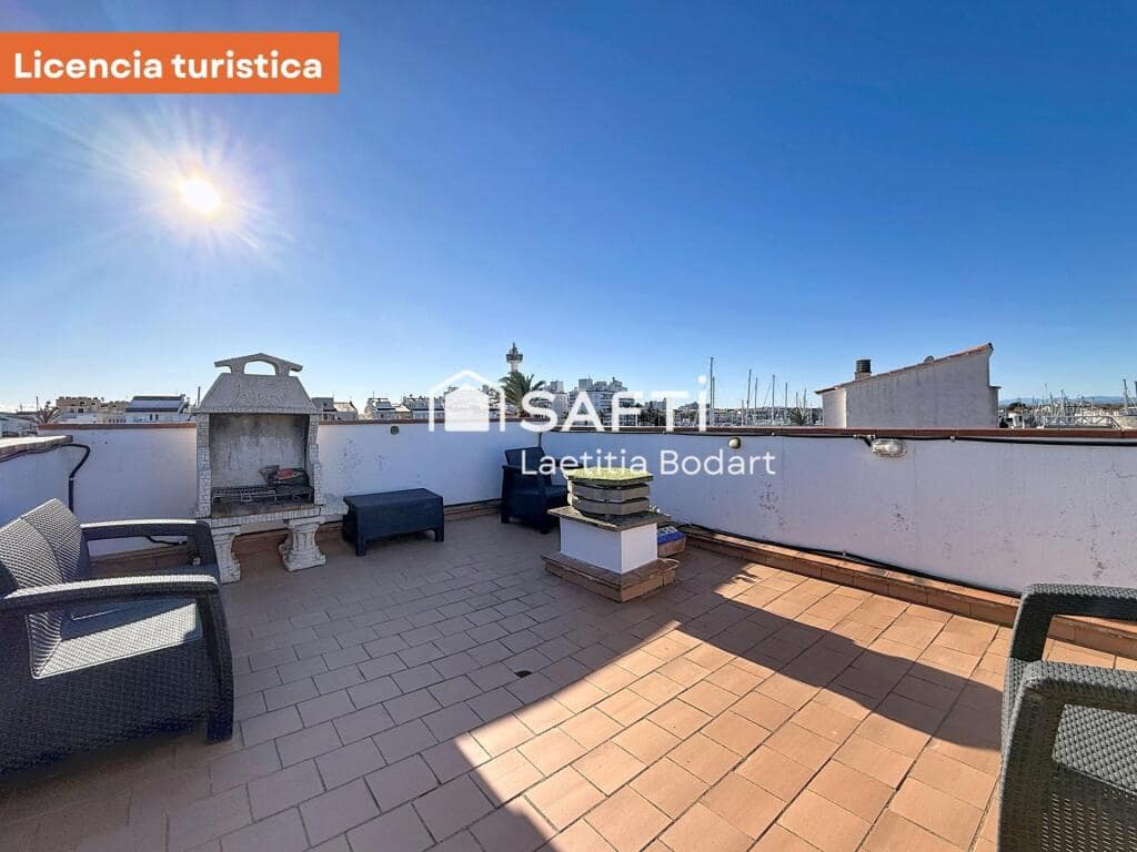 2 sovrum Takvåning till salu i Empuriabrava med garage - 435 000 € (Ref: 9403249)