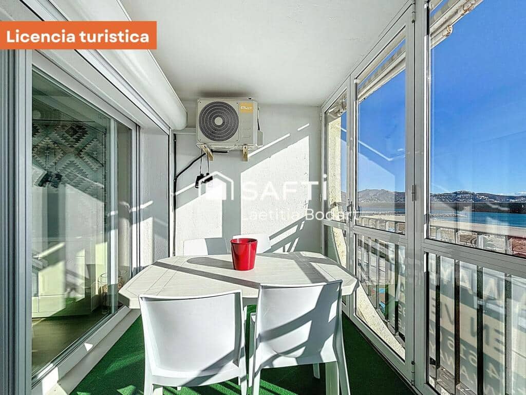 Apartamento de 1 habitación en Empuriabrava en venta - 233.000 € (Ref: 9403250)