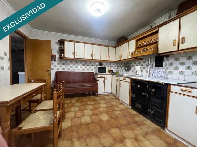 3 bedroom Villa for sale in Arganza - € 95,000 (Ref: 9403252)