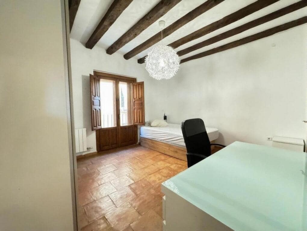 Kontor till salu i Segovia stad - 1 245 000 € (Ref: 9403253)