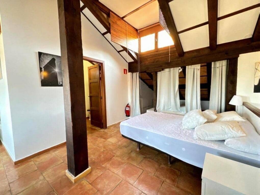 Kontor till salu i Segovia stad - 1 245 000 € (Ref: 9403253)