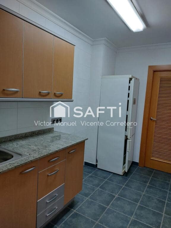 Comercial para venda em Puig - 135 000 € (Ref: 9403254)