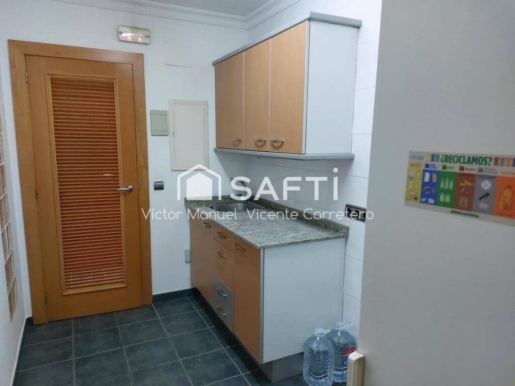 Comercial para venda em Puig - 135 000 € (Ref: 9403254)