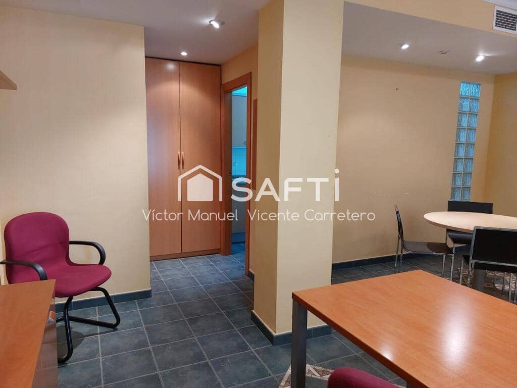 Comercial para venda em Puig - 135 000 € (Ref: 9403254)