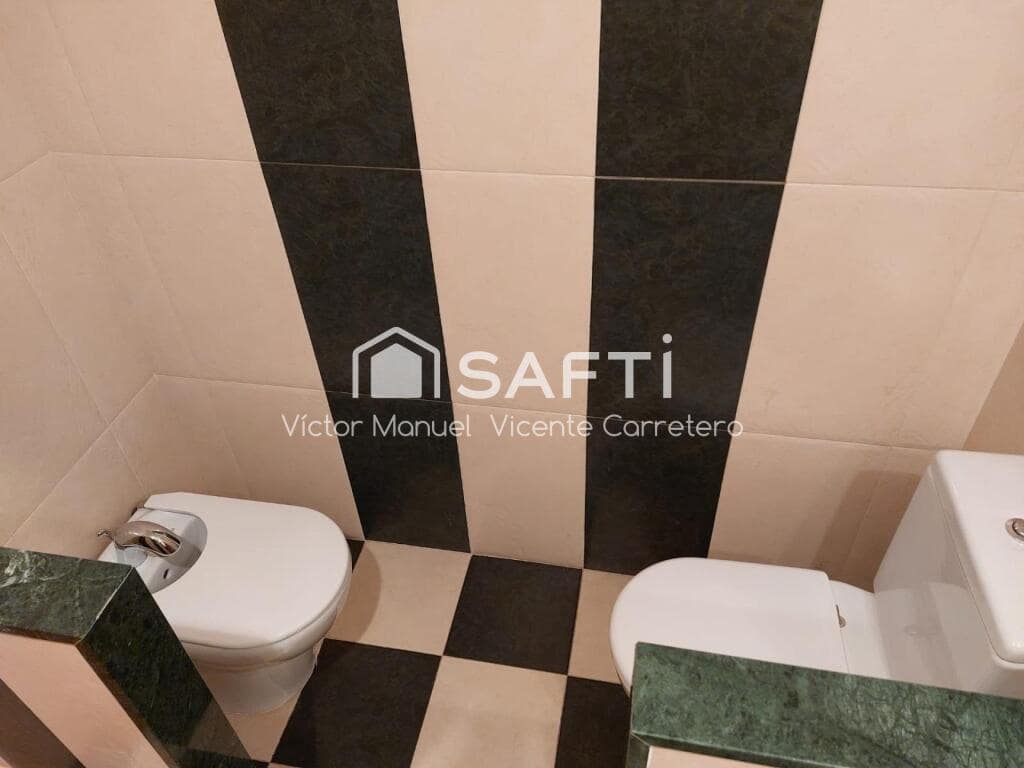 Comercial para venda em Puig - 135 000 € (Ref: 9403254)