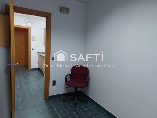 Commercial for sale in Puig - € 135,000 (Ref: 9403254)