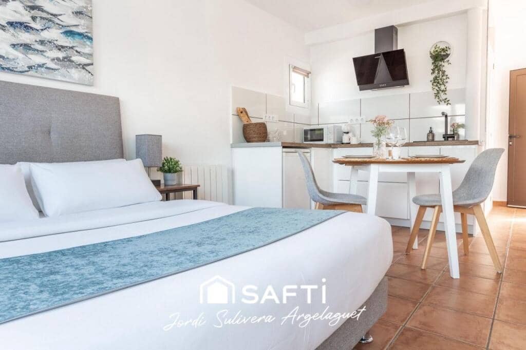 Studio till salu i L'Escala - 160 000 € (Ref: 9403255)