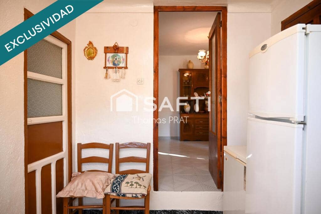 4 bedroom Finca/Country House for sale in Villanueva de Algaidas with garage - € 119,500 (Ref: 9403256)