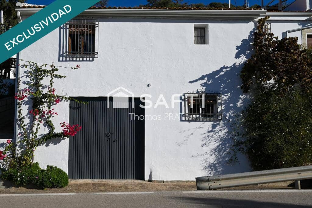 4 bedroom Finca/Country House for sale in Villanueva de Algaidas with garage - € 119,500 (Ref: 9403256)