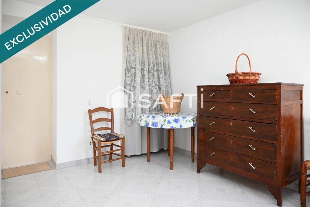 4 bedroom Finca/Country House for sale in Villanueva de Algaidas with garage - € 119,500 (Ref: 9403256)