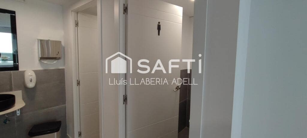 Erhverv til salg i Tarragona by - € 110.000 (Ref: 9403258)