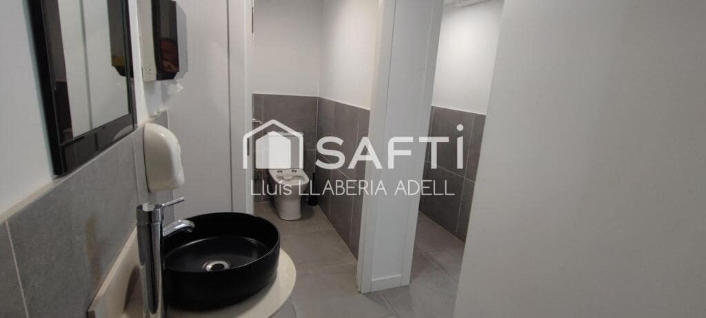 Erhverv til salg i Tarragona by - € 110.000 (Ref: 9403258)