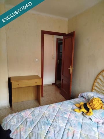 3 bedroom Apartment for sale in Salamanca city - € 100,000 (Ref: 9403270)