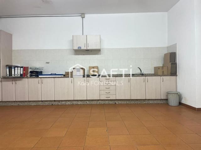 Commercial for sale in Pontevedra city with garage - € 87,000 (Ref: 9406497)