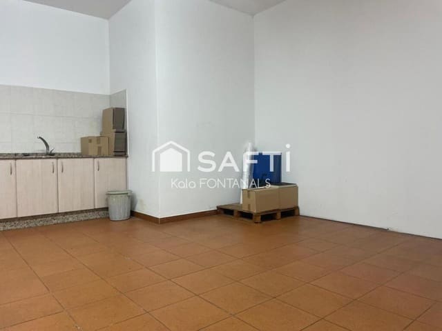 Commercial for sale in Pontevedra city with garage - € 87,000 (Ref: 9406497)