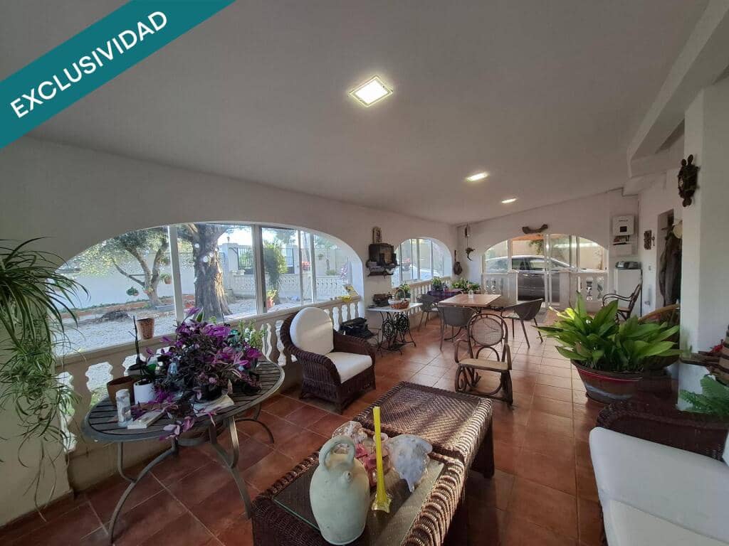 3 Zimmer Villa zu verkaufen in Moixent mit Pool - 225.000 € (Ref: 9410865)