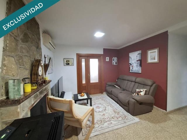 3 bedroom Villa for sale in Moixent with pool - € 225,000 (Ref: 9410865)