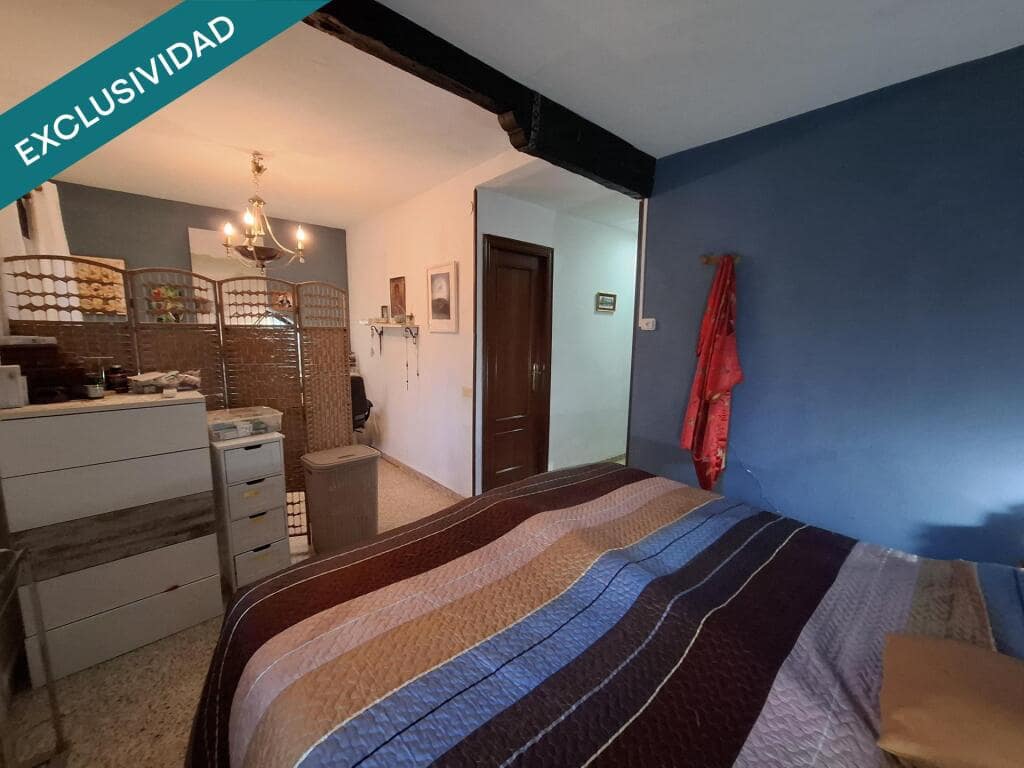 3 Zimmer Villa zu verkaufen in Moixent mit Pool - 225.000 € (Ref: 9410865)