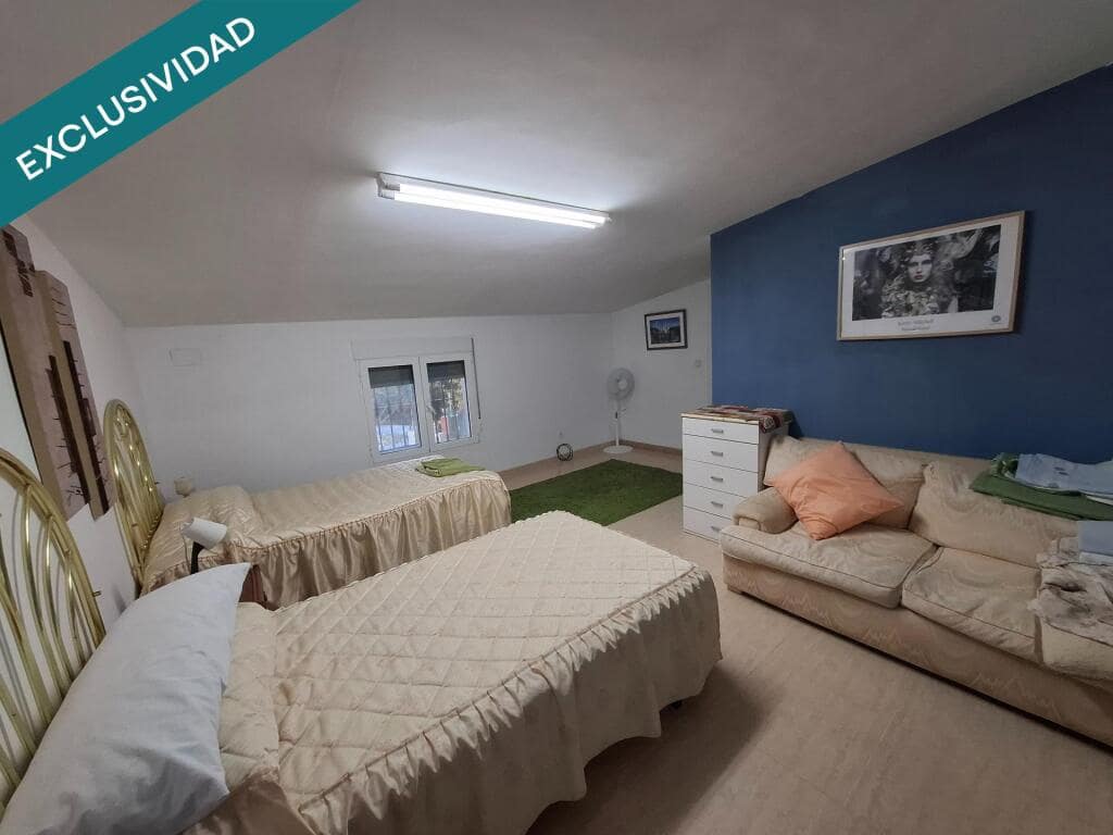 3 Zimmer Villa zu verkaufen in Moixent mit Pool - 225.000 € (Ref: 9410865)