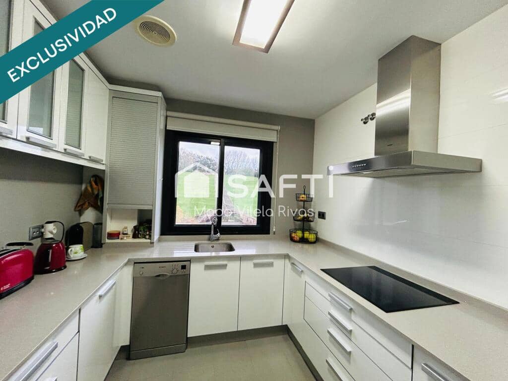 4 sypialnia Mieszkanie na sprzedaż w Santiago de Compostela z garażem - 419 000 € (Ref: 9410868)