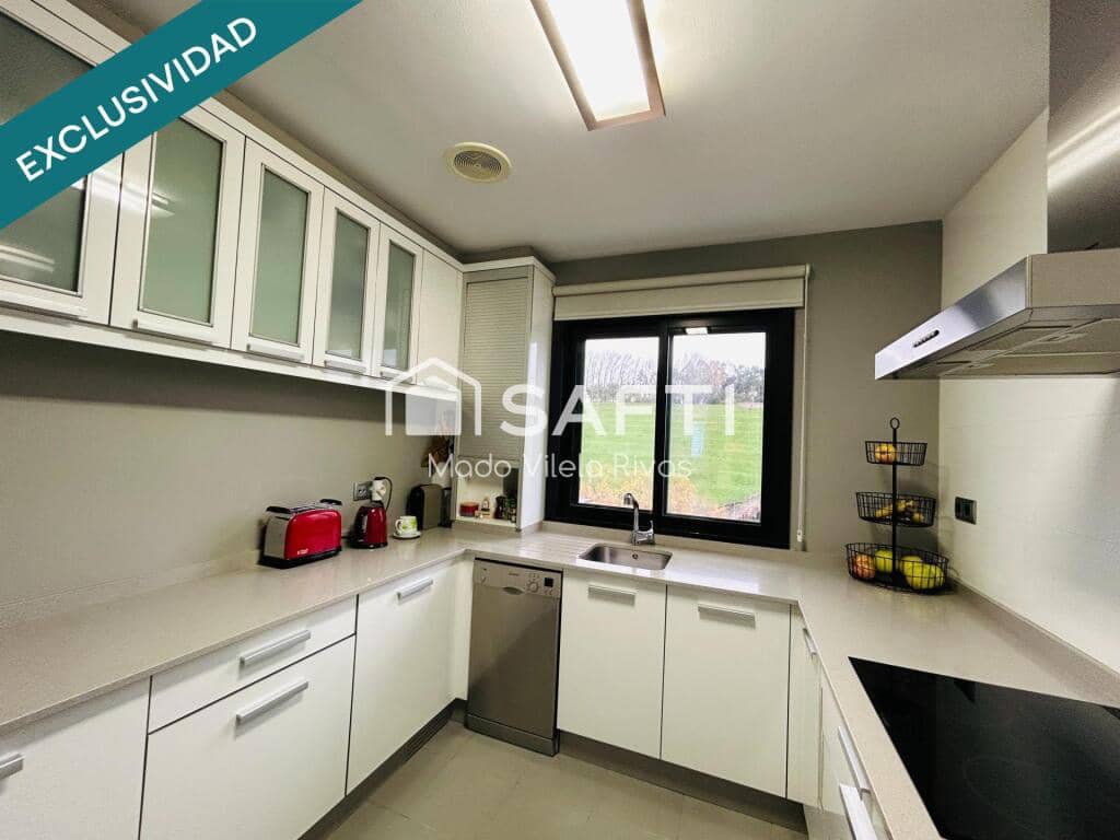 4 sypialnia Mieszkanie na sprzedaż w Santiago de Compostela z garażem - 419 000 € (Ref: 9410868)