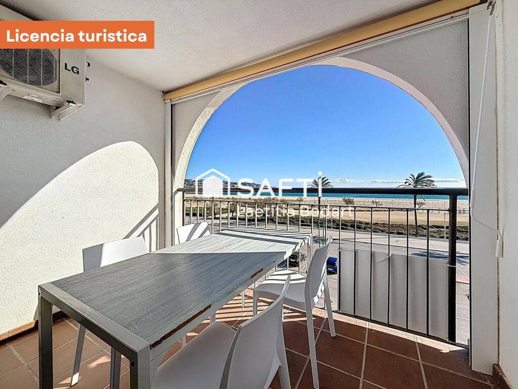 1 bedroom Apartment for sale in Empuriabrava - € 222,000 (Ref: 9410869)
