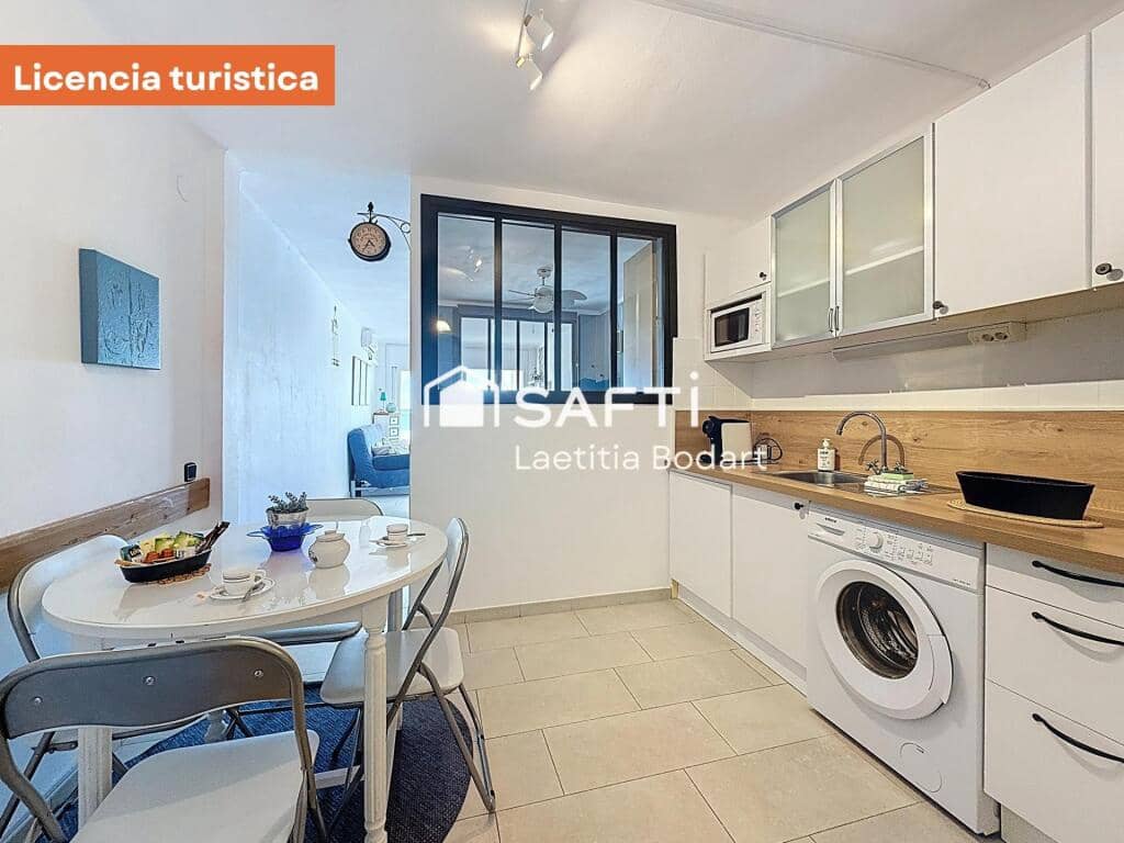 1 bedroom Apartment for sale in Empuriabrava - € 222,000 (Ref: 9410869)