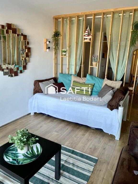 Studio till salu i Empuriabrava - 222 000 € (Ref: 9410870)