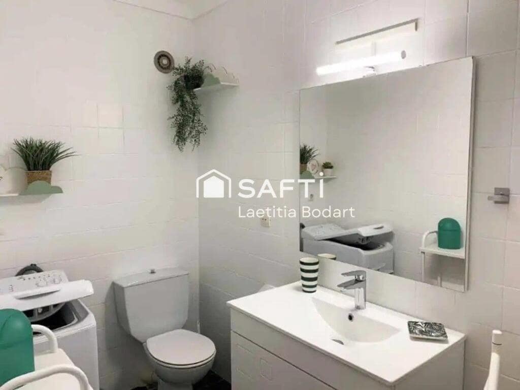 Studio till salu i Empuriabrava - 222 000 € (Ref: 9410870)