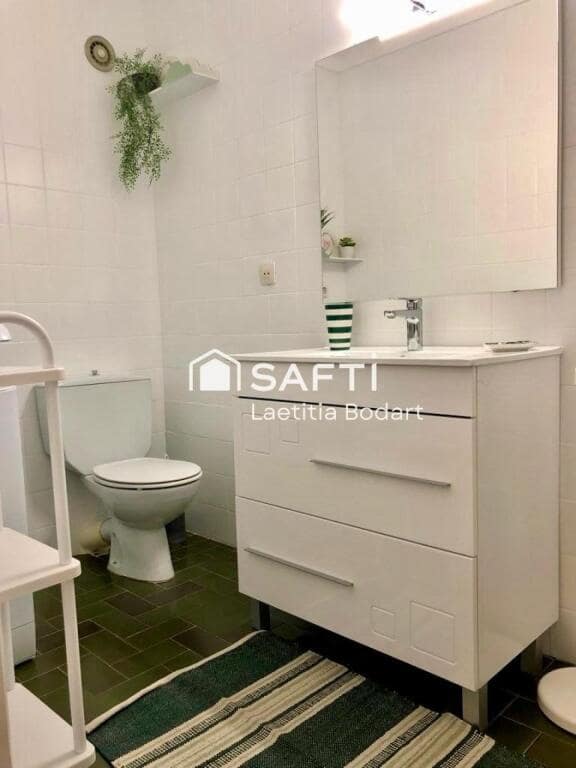 Studio till salu i Empuriabrava - 222 000 € (Ref: 9410870)
