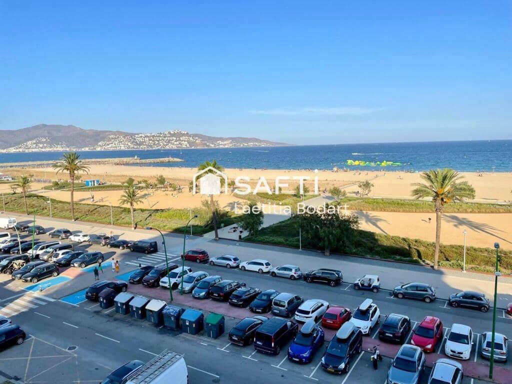 Studio till salu i Empuriabrava - 222 000 € (Ref: 9410870)