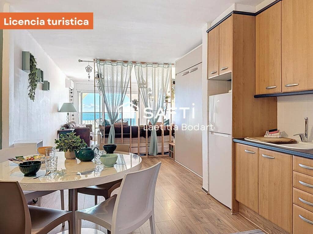 Studio for sale in Empuriabrava - € 222,000 (Ref: 9410870)