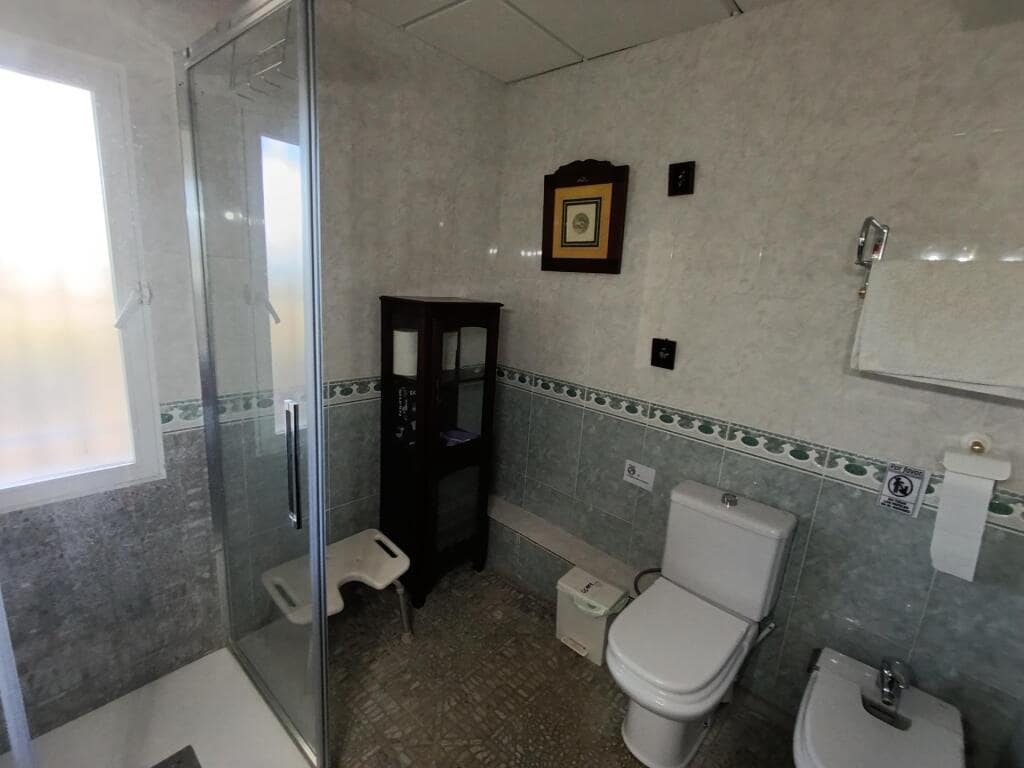 7 makuuhuone Maalaistalo myytävänä paikassa Baeza - 265 000 € (Ref: 9410871)