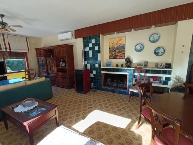 7 soverom Finca/Herregård til salgs i Baeza - € 265 000 (Ref: 9410871)