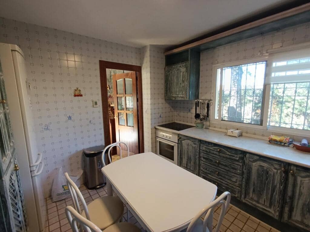 7 makuuhuone Maalaistalo myytävänä paikassa Baeza - 265 000 € (Ref: 9410871)