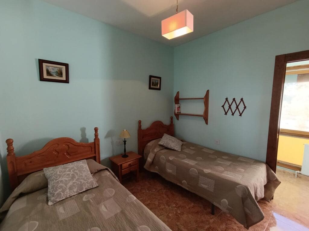 7 makuuhuone Maalaistalo myytävänä paikassa Baeza - 265 000 € (Ref: 9410871)